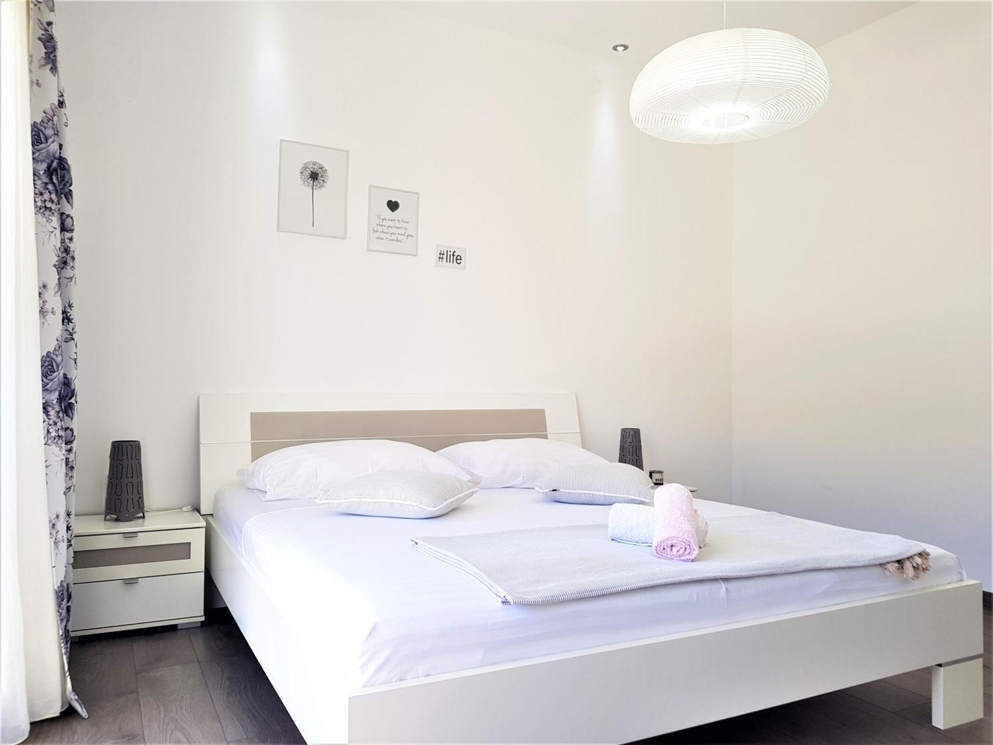 Apartments Lana & Petra Kastela Exterior photo