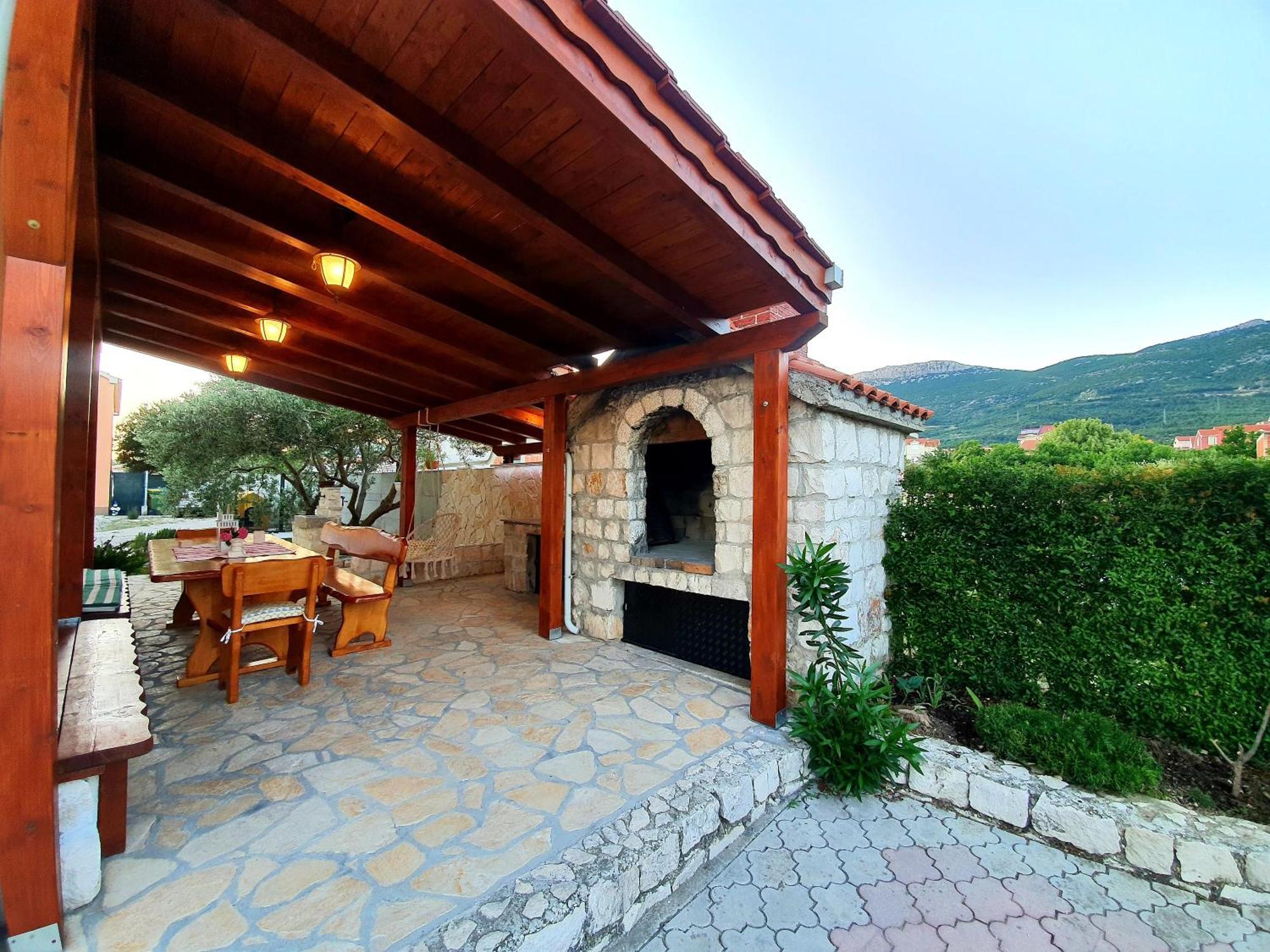 Apartments Lana & Petra Kastela Exterior photo